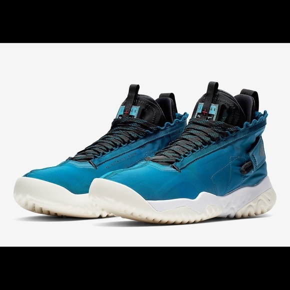 Jordan Other - Sz 8 JORDAN PROTO REACT 'GREEN ABYSS'